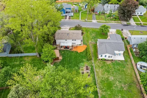 209 North Jefferson Street Mahomet IL 61853