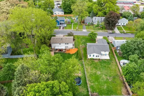 209 North Jefferson Street Mahomet IL 61853