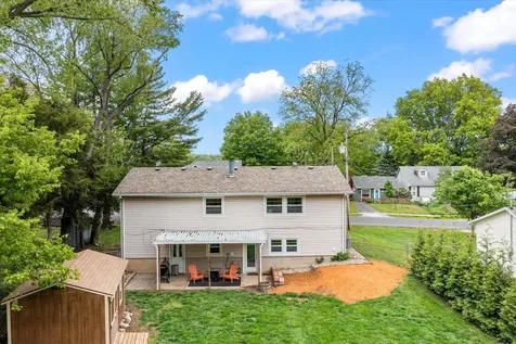 209 North Jefferson Street Mahomet IL 61853