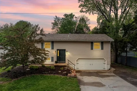 209 North Jefferson Street Mahomet IL 61853