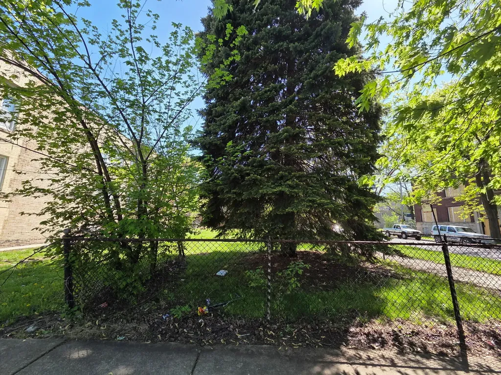 5545 South Wood Street Chicago IL 60636