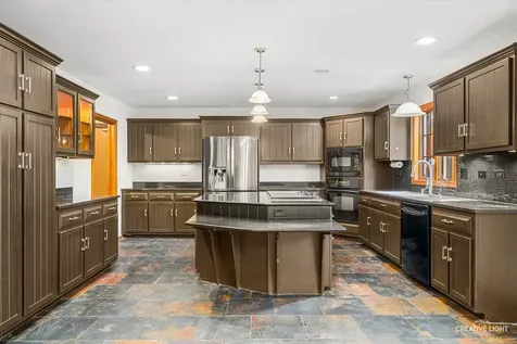 39W860 Reindeer Trail St. Charles IL 60175