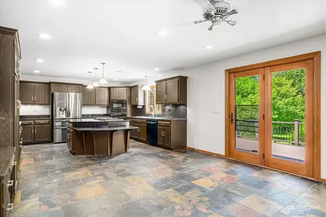 39W860 Reindeer Trail St. Charles IL 60175