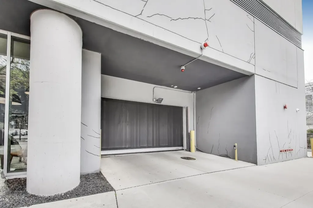 235 West Van Buren Street Chicago IL 60607