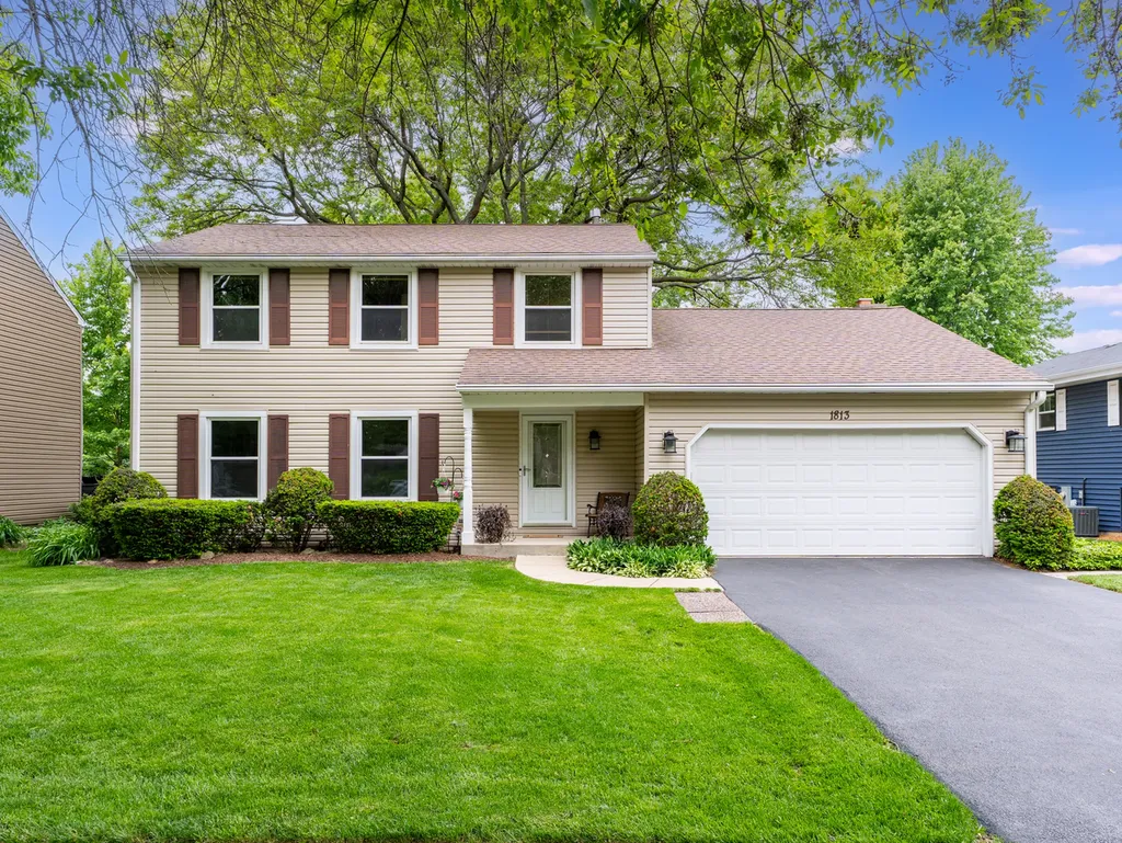 1813 Clyde Drive Naperville IL 60565