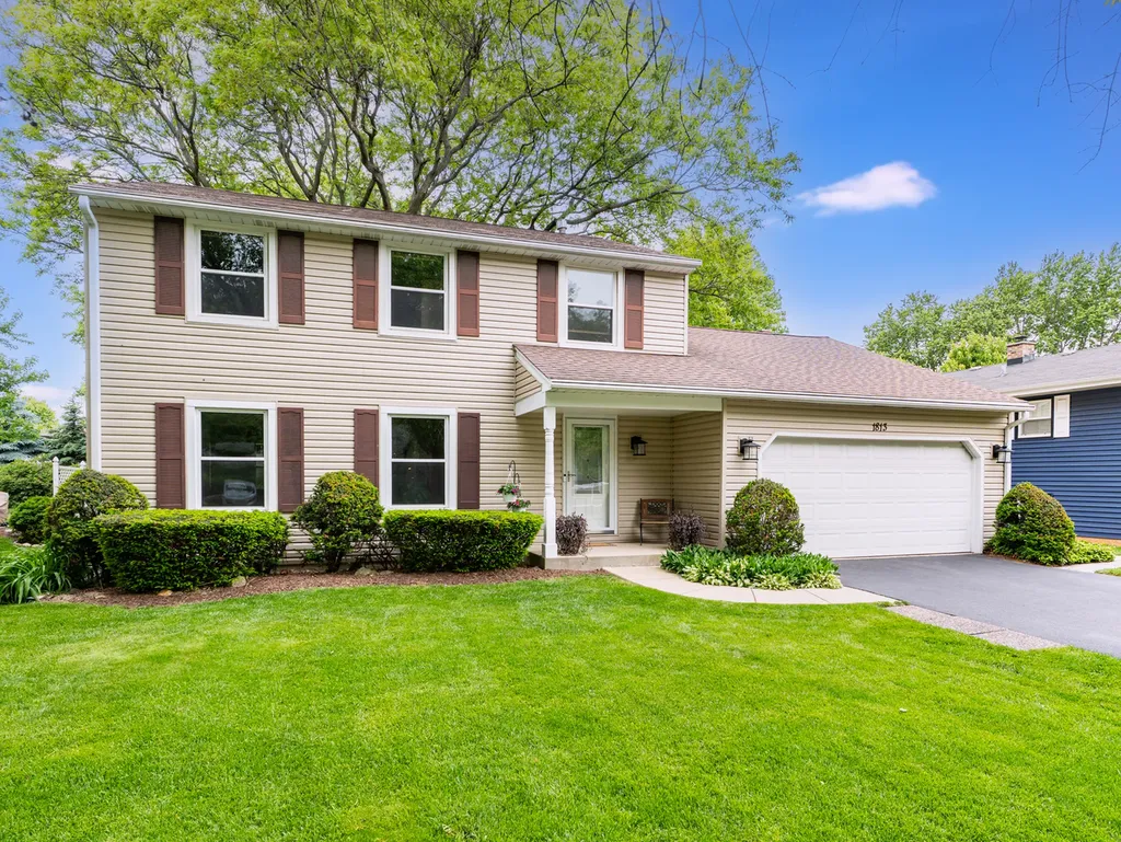 1813 Clyde Drive Naperville IL 60565