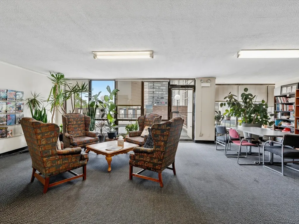 5455 North Sheridan Road Chicago IL 60640