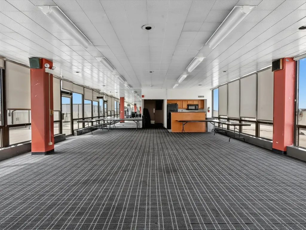 5455 North Sheridan Road Chicago IL 60640