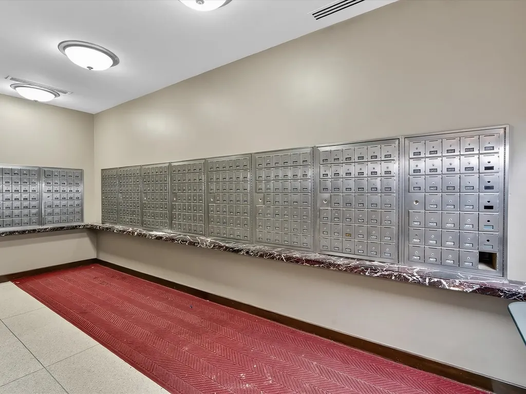 5455 North Sheridan Road Chicago IL 60640