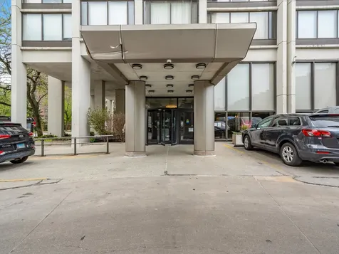 5455 North Sheridan Road Chicago IL 60640