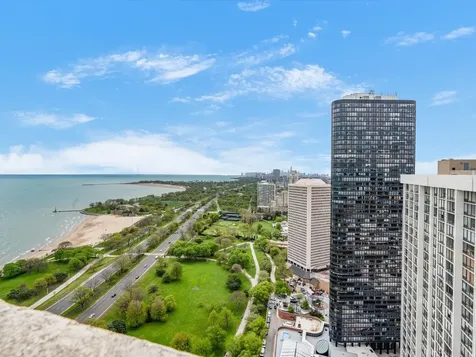 5455 North Sheridan Road Chicago IL 60640