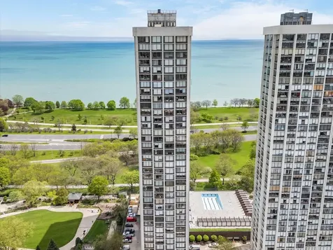 5455 North Sheridan Road Chicago IL 60640