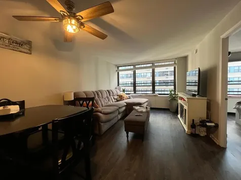 222 East Pearson Street Chicago IL 60611