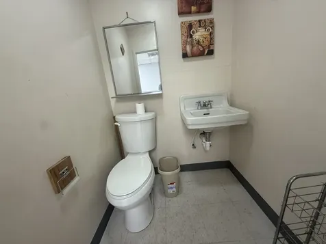 5221 West Belmont Avenue Chicago IL 60641