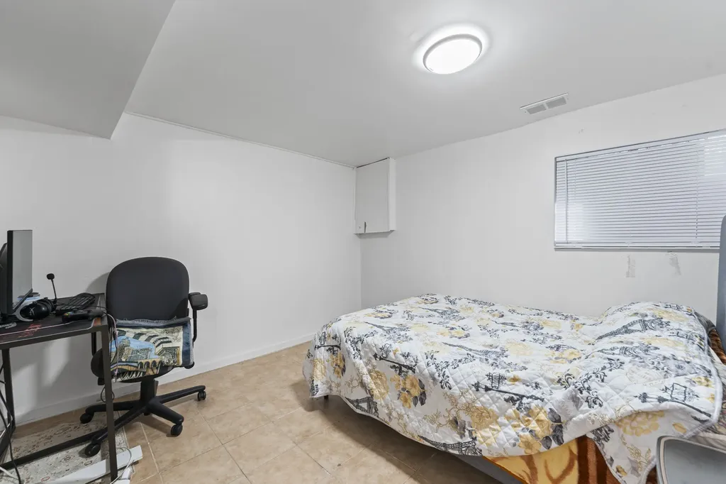 6145 West Fletcher Street Chicago IL 60634