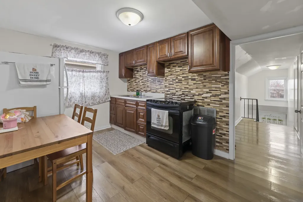 6145 West Fletcher Street Chicago IL 60634