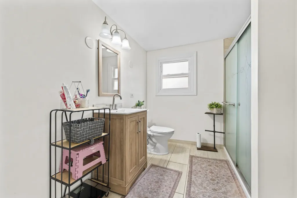 6145 West Fletcher Street Chicago IL 60634