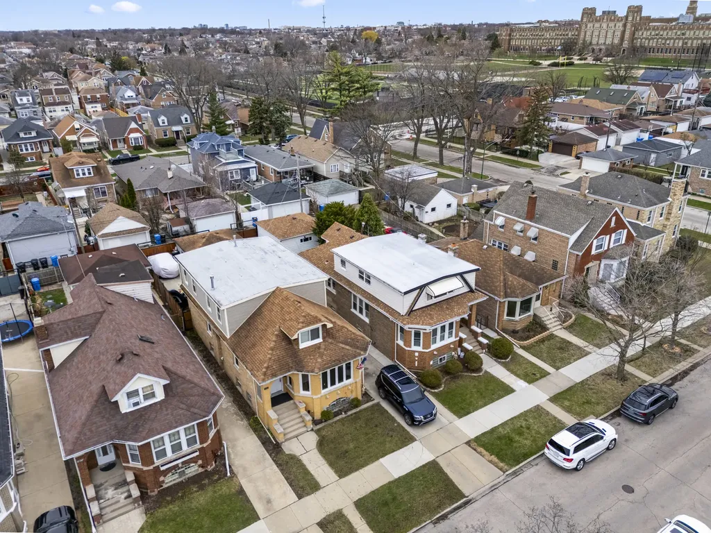 6145 West Fletcher Street Chicago IL 60634