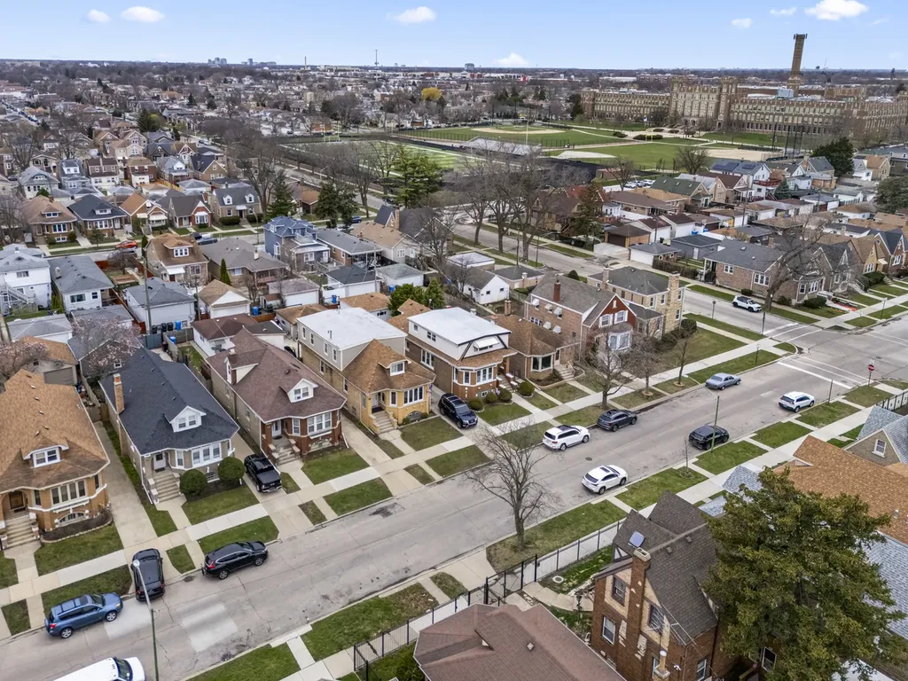 6145 West Fletcher Street Chicago IL 60634