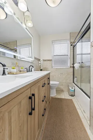 6145 West Fletcher Street Chicago IL 60634