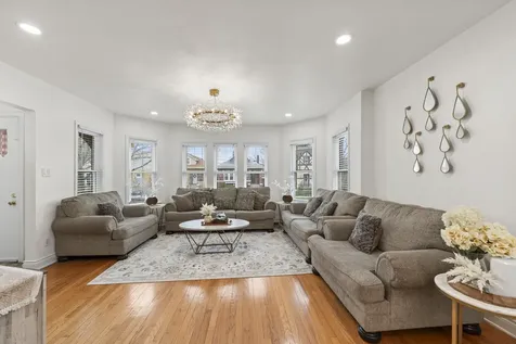 6145 West Fletcher Street Chicago IL 60634
