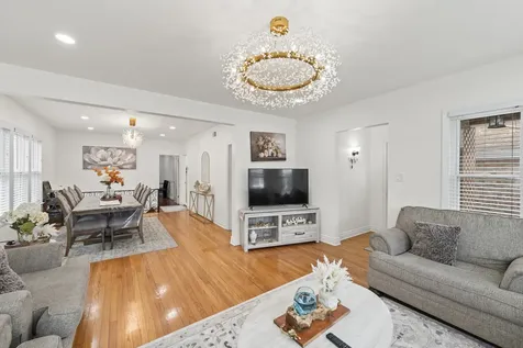 6145 West Fletcher Street Chicago IL 60634