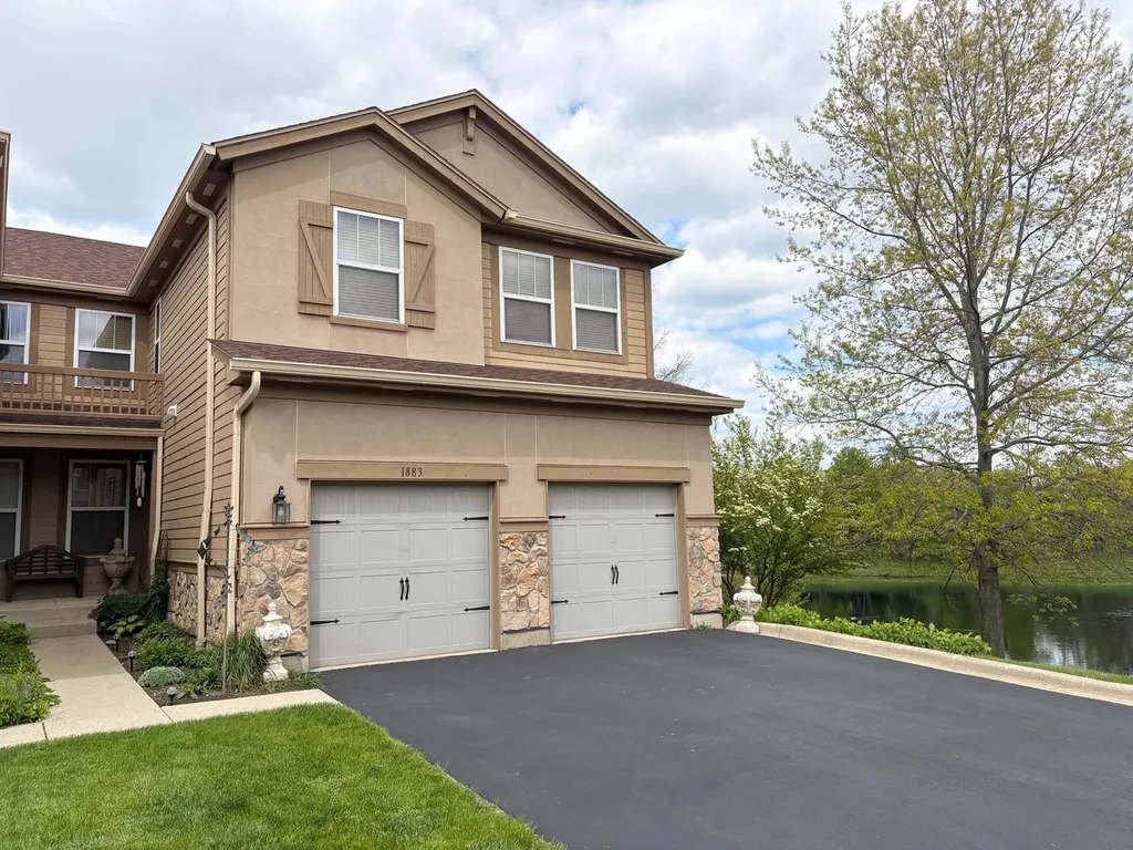 1883 Crenshaw Circle Vernon Hills IL 60061