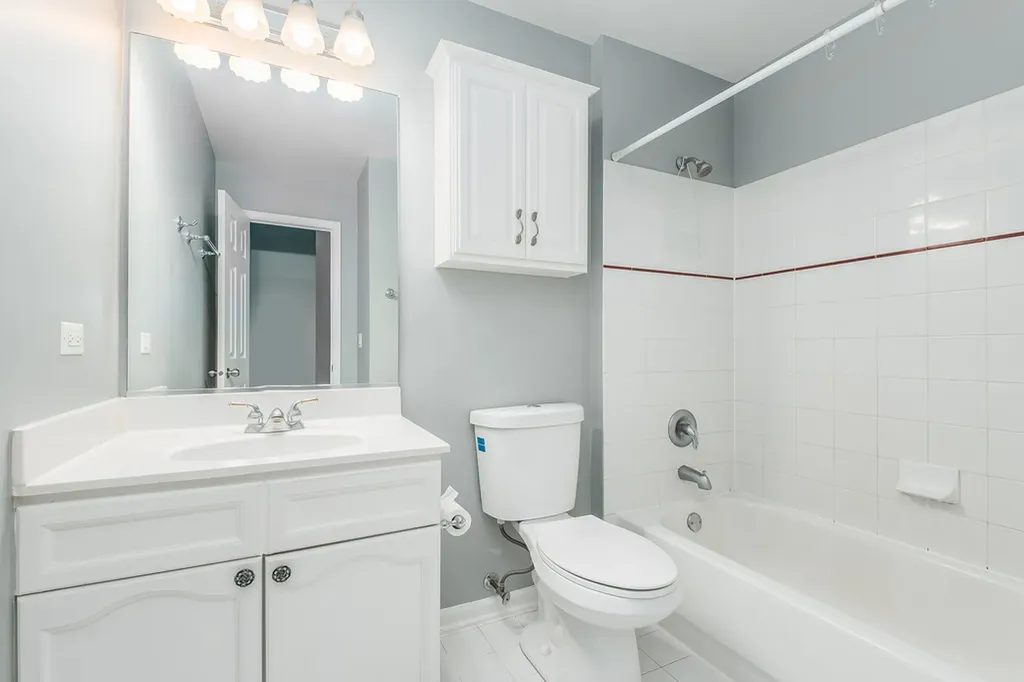 798 North Gary Avenue Carol Stream IL 60188