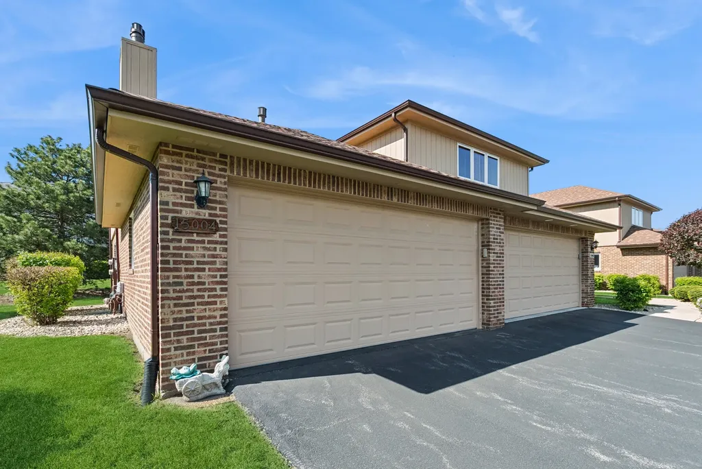 15004 Mayo Drive Orland Park IL 60462