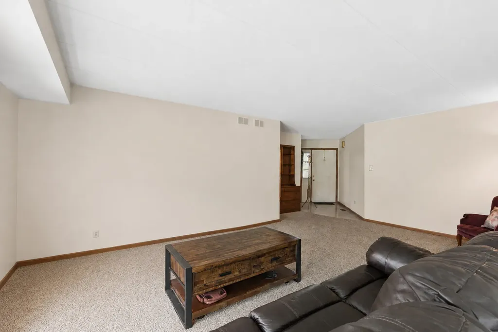 15004 Mayo Drive Orland Park IL 60462