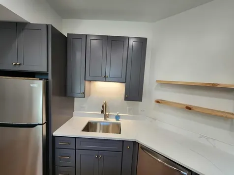 6321 South Eberhart Avenue Chicago IL 60637