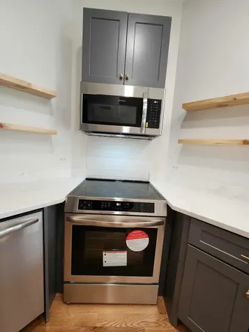 6321 South Eberhart Avenue Chicago IL 60637