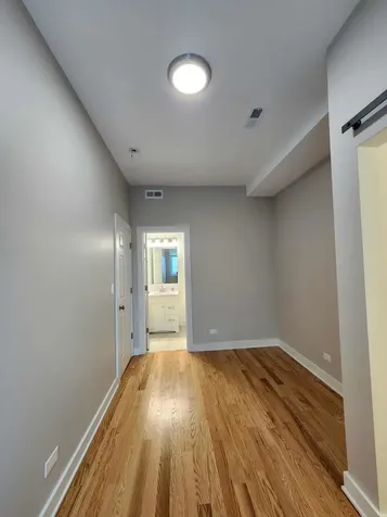6321 South Eberhart Avenue Chicago IL 60637