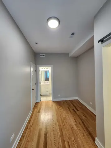 6321 South Eberhart Avenue Chicago IL 60637