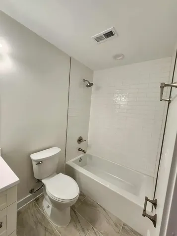 6321 South Eberhart Avenue Chicago IL 60637