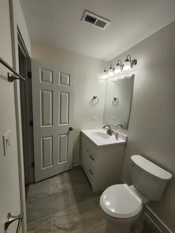 6321 South Eberhart Avenue Chicago IL 60637