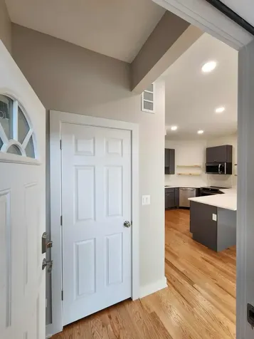 6321 South Eberhart Avenue Chicago IL 60637