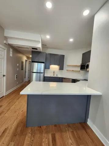 6321 South Eberhart Avenue Chicago IL 60637