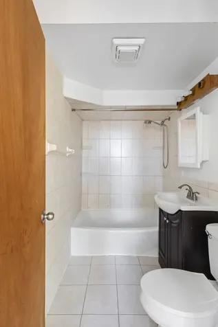 5230 South Lockwood Avenue Chicago IL 60638