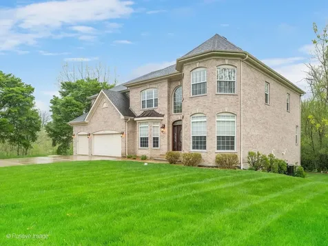 969 Reading Street Bartlett IL 60103