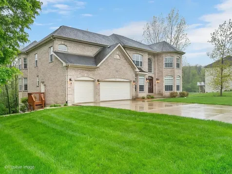 969 Reading Street Bartlett IL 60103