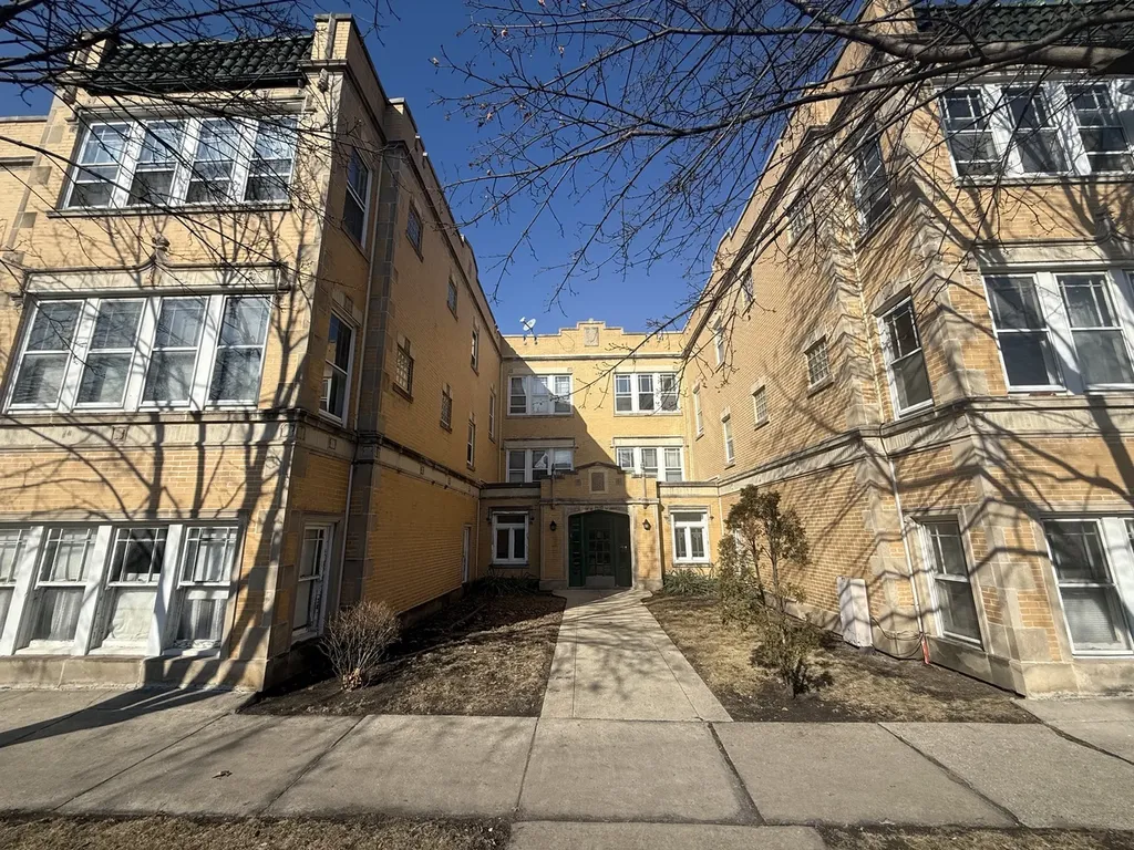 6645 West 21st Street Berwyn IL 60402