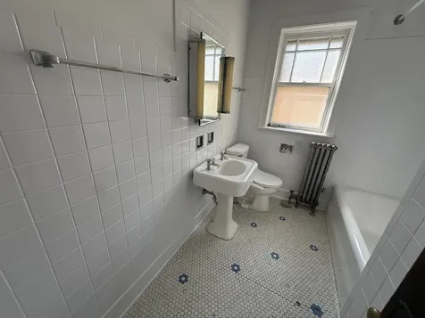 6645 West 21st Street Berwyn IL 60402