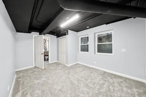 11731 South Bell Avenue Chicago IL 60643