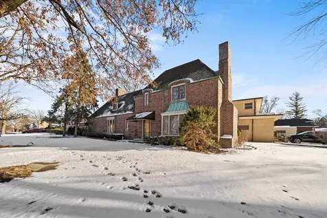 11731 South Bell Avenue Chicago IL 60643