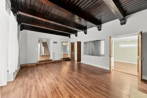 11731 South Bell Avenue Chicago IL 60643