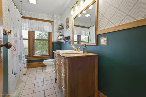 245 North Cedar Street Leland IL 60531