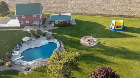245 North Cedar Street Leland IL 60531