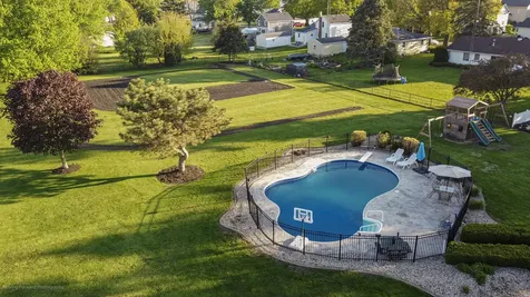 245 North Cedar Street Leland IL 60531