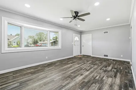 2908 26TH Street Moline IL 61265